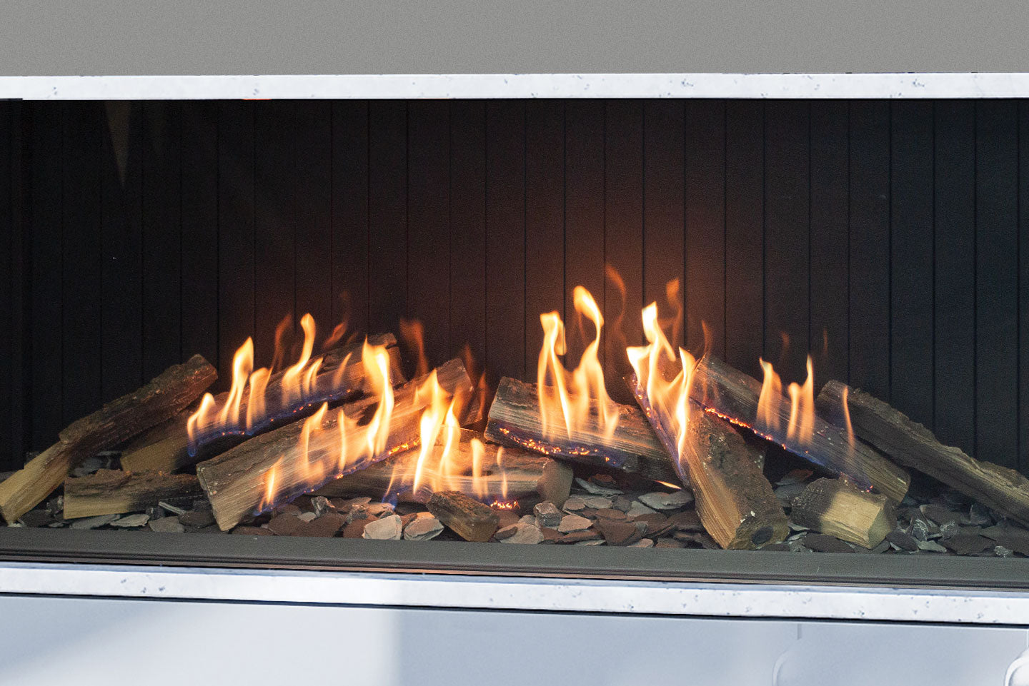 Foyer au gaz U70 Tall ULTRA de Urbana